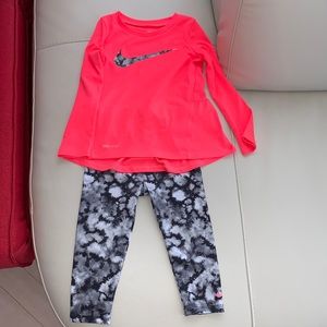 Toddler Girl Nike Set, 24m